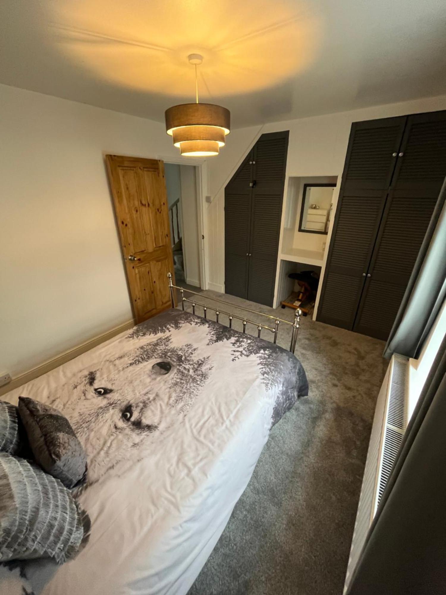 Wolf Hollow, Sleeps 4 Plus 2, Buxton Town Centre Exteriör bild